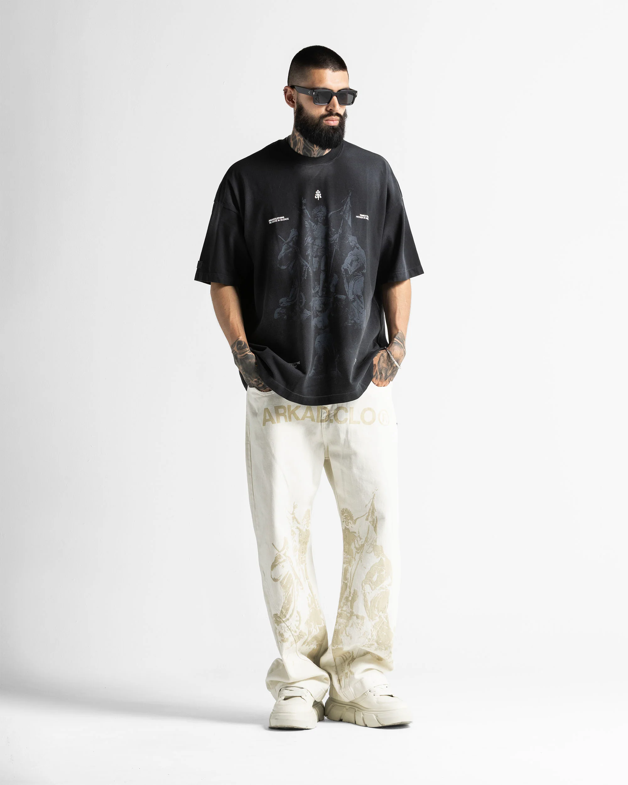 Cream Denim Pant Suede Print - Image 12