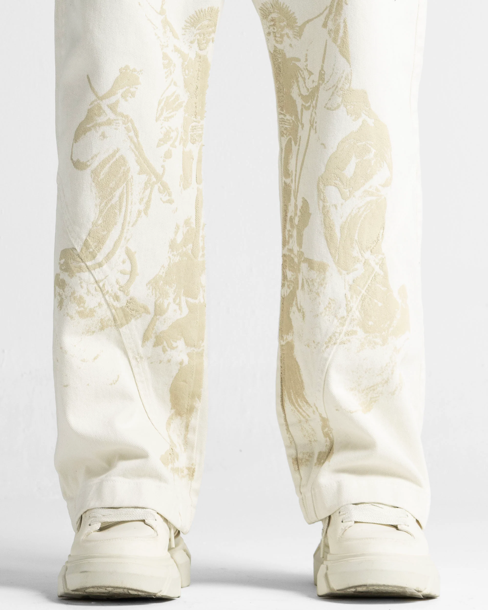 Cream Denim Pant Suede Print - Image 9