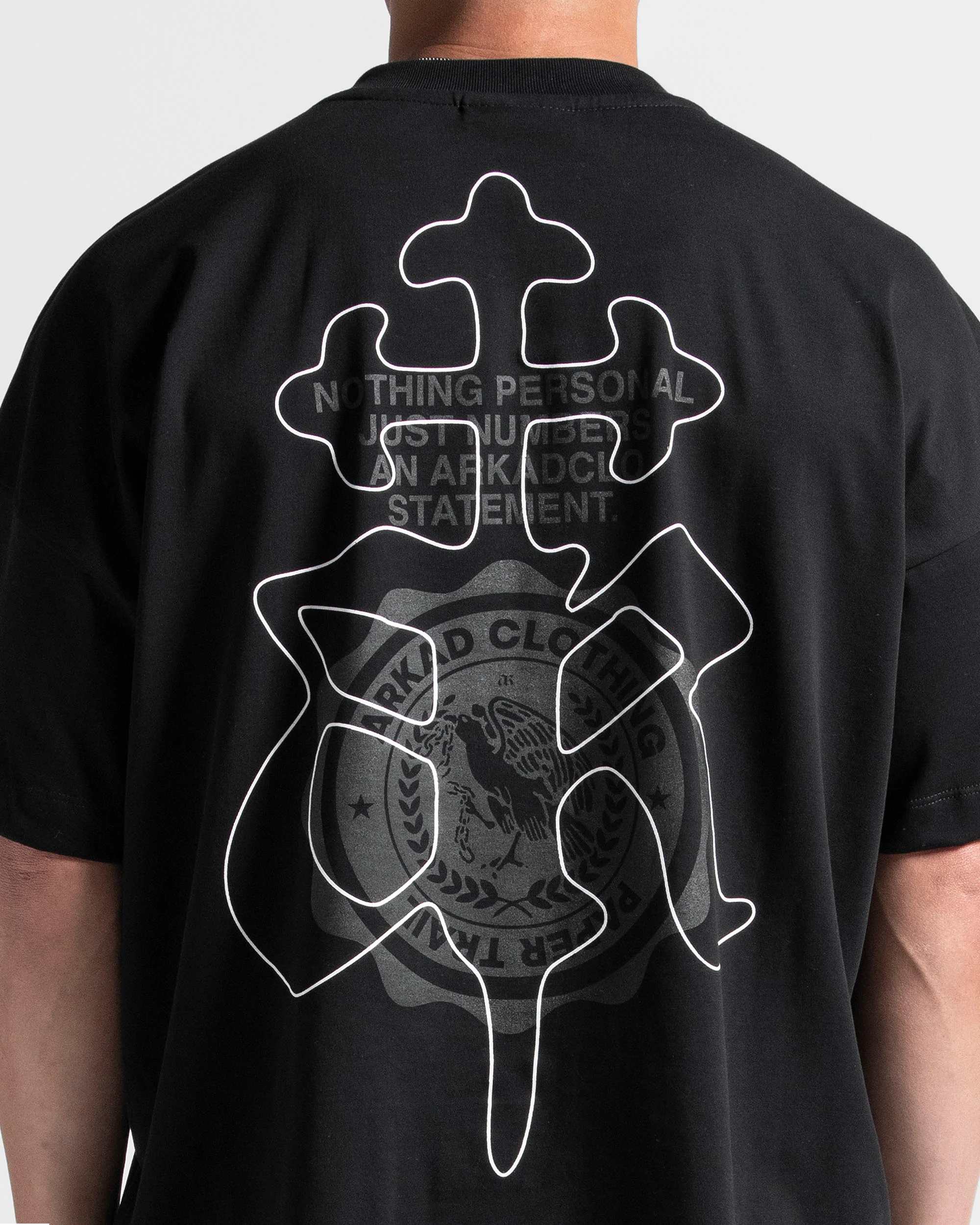 Boxy Fit Tshirt Negra Paper Trail - Image 8