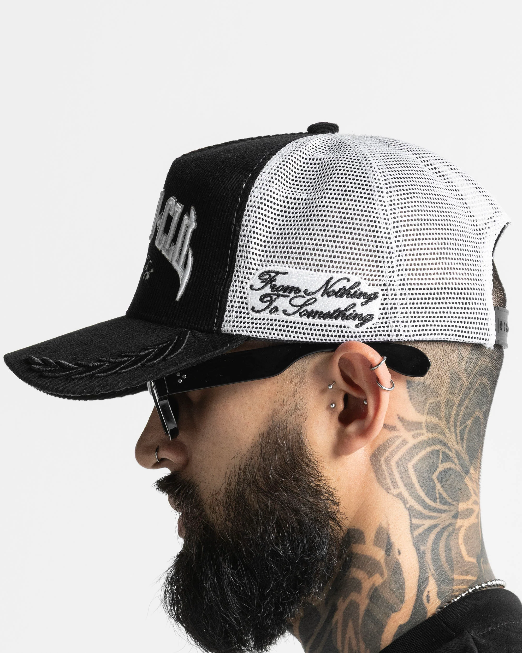 Gorra Corduroy Negra Con Blanco FF - Image 10
