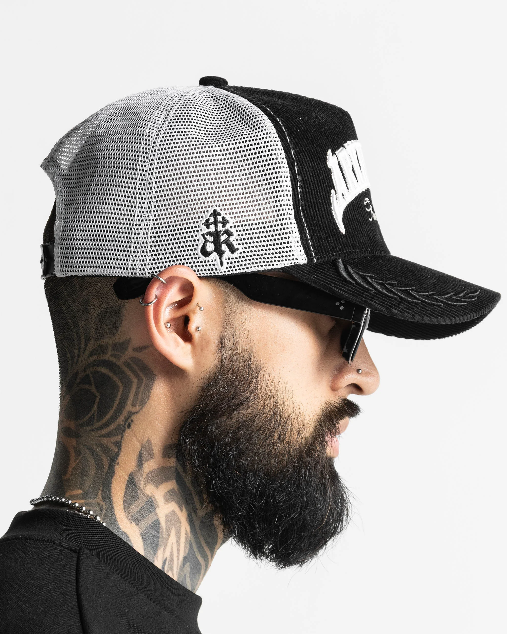 Gorra Corduroy Negra Con Blanco FF - Image 7