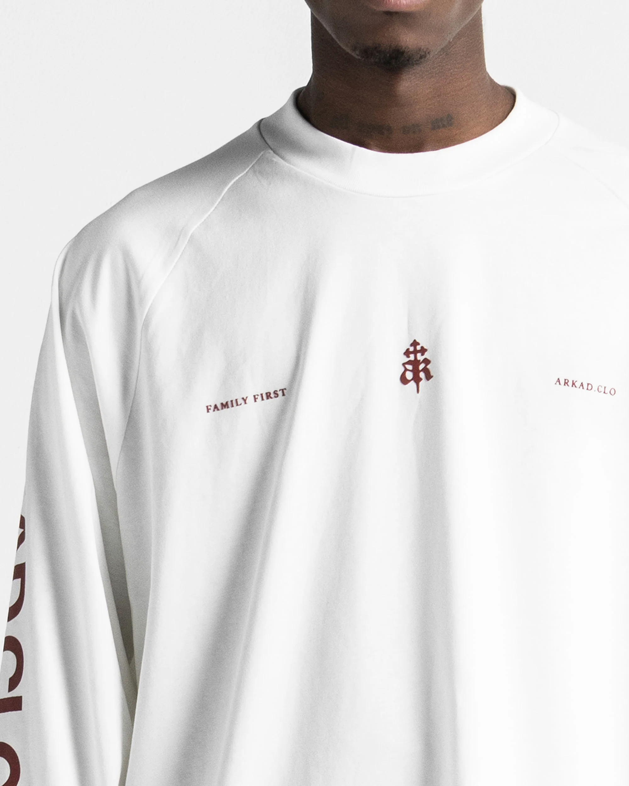 Long Sleeve Blanco Logo Rojo - Image 5