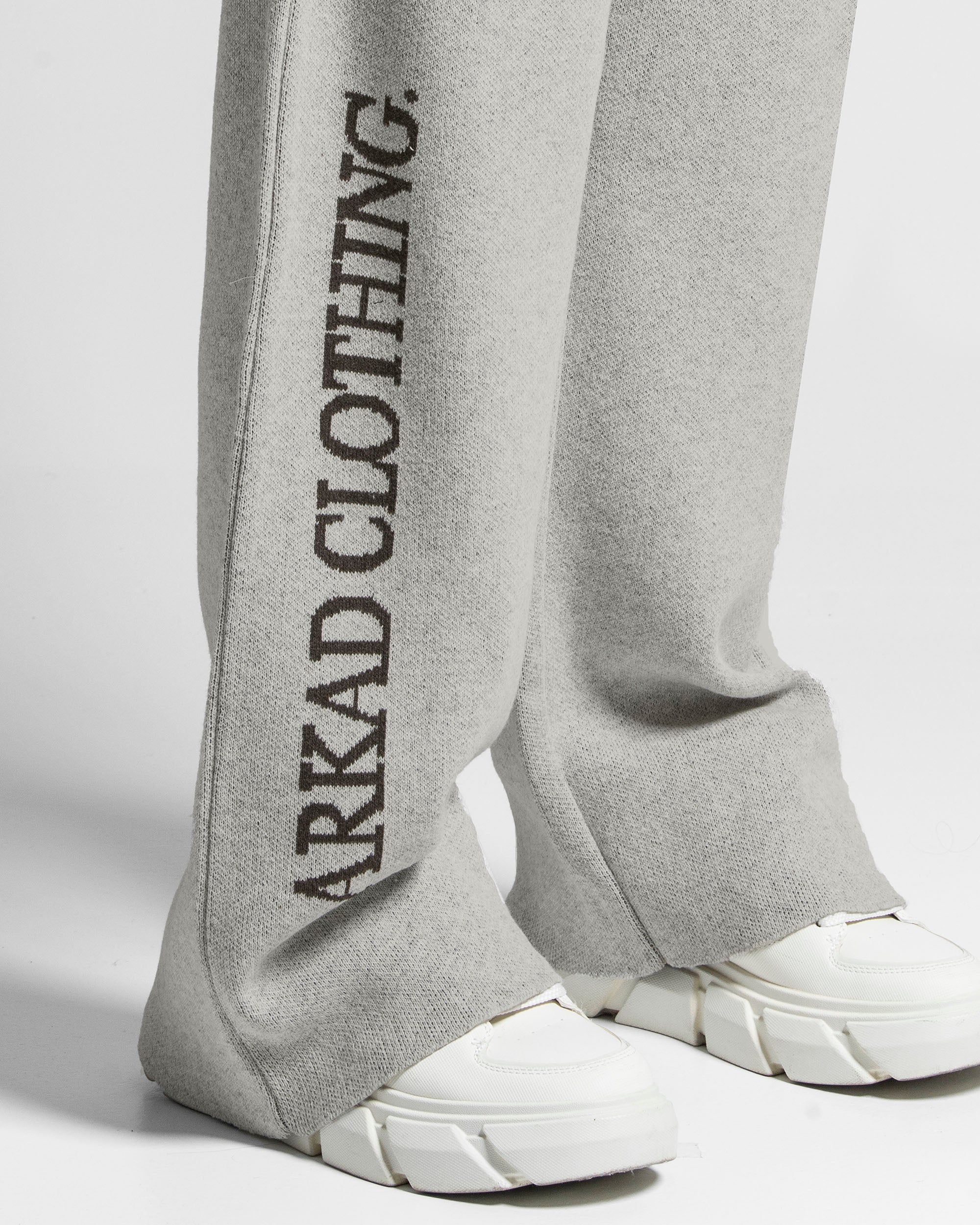 Knit Pant Gris Con Cafe - Image 6