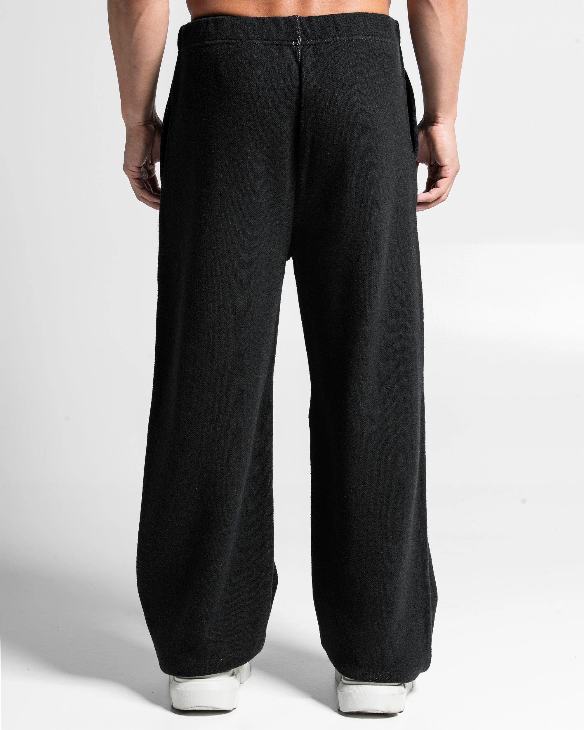 Knit Pant Negro Con Blanco - Image 3