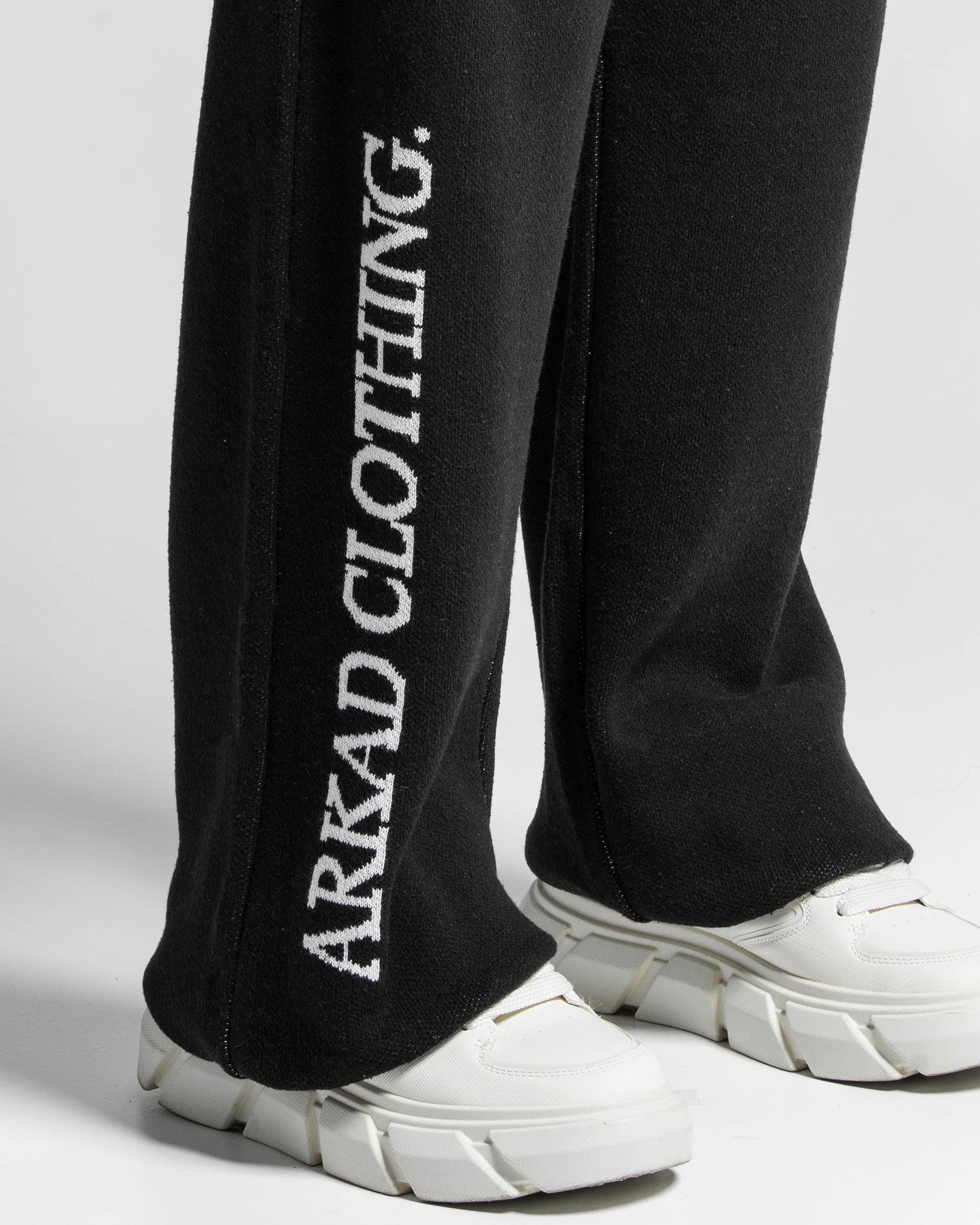 Knit Pant Negro Con Blanco - Image 8