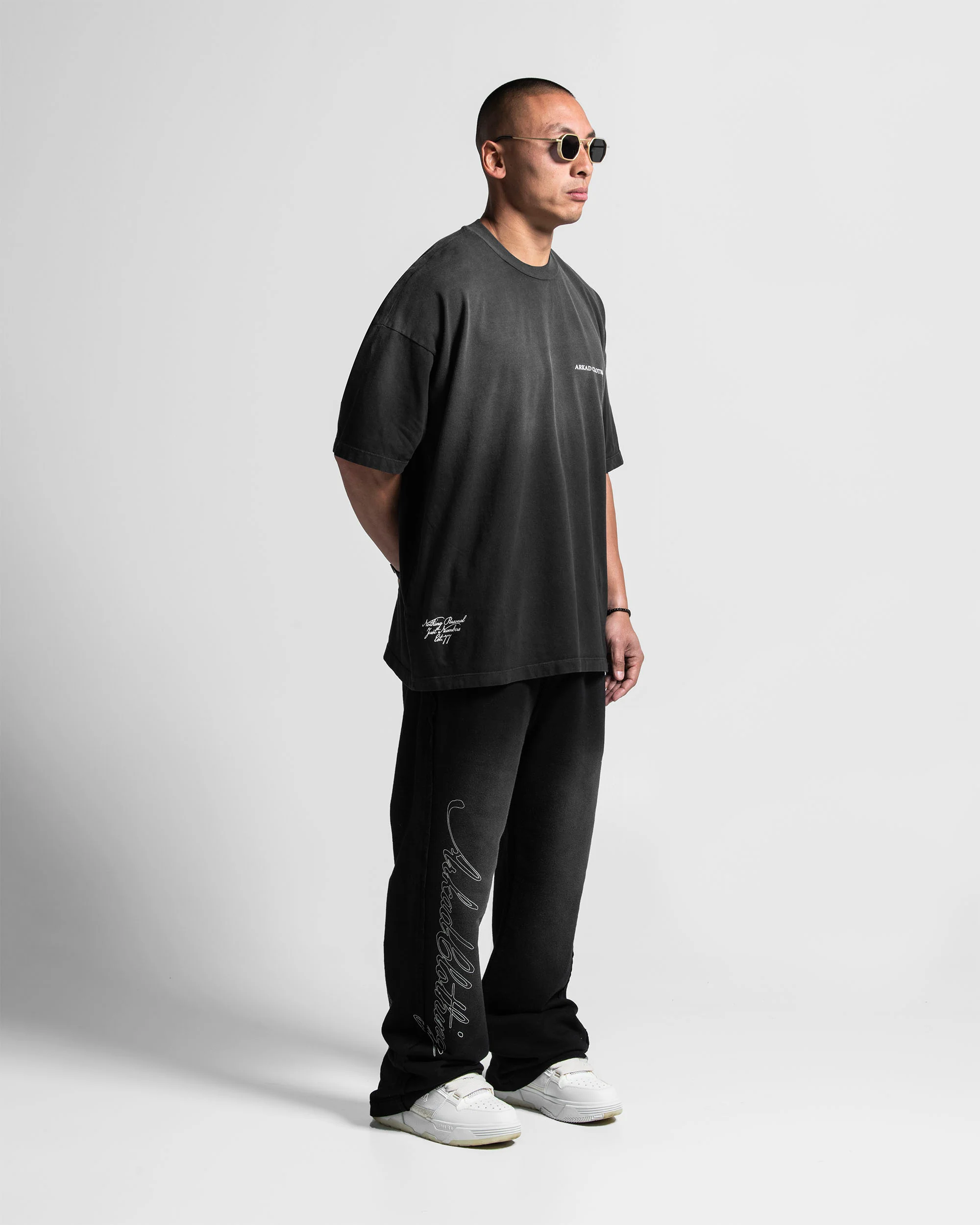 Oversize Tshirt Negra Llaves - Image 10
