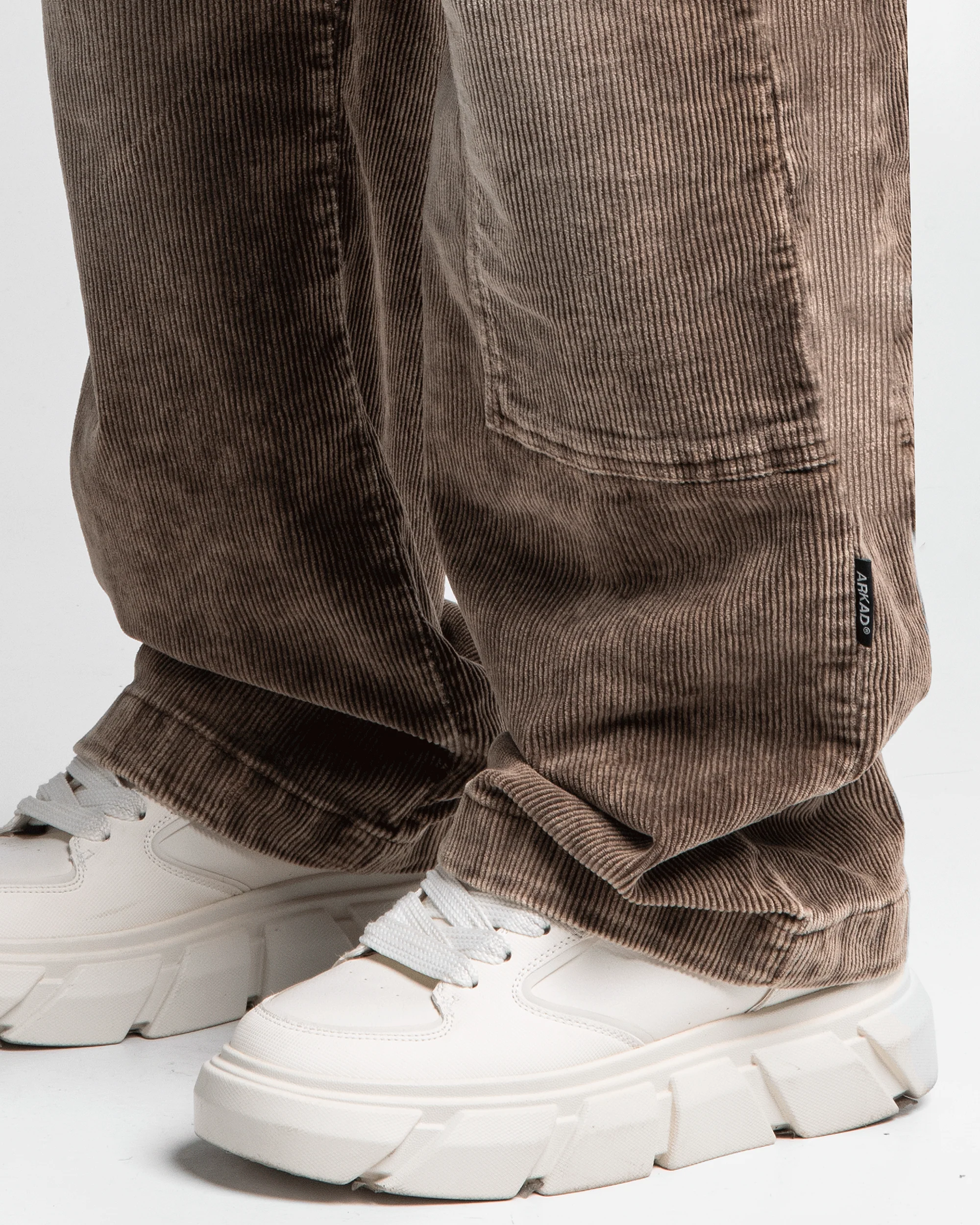 Pantalón Corduroy Acidwash Cafe - Image 8