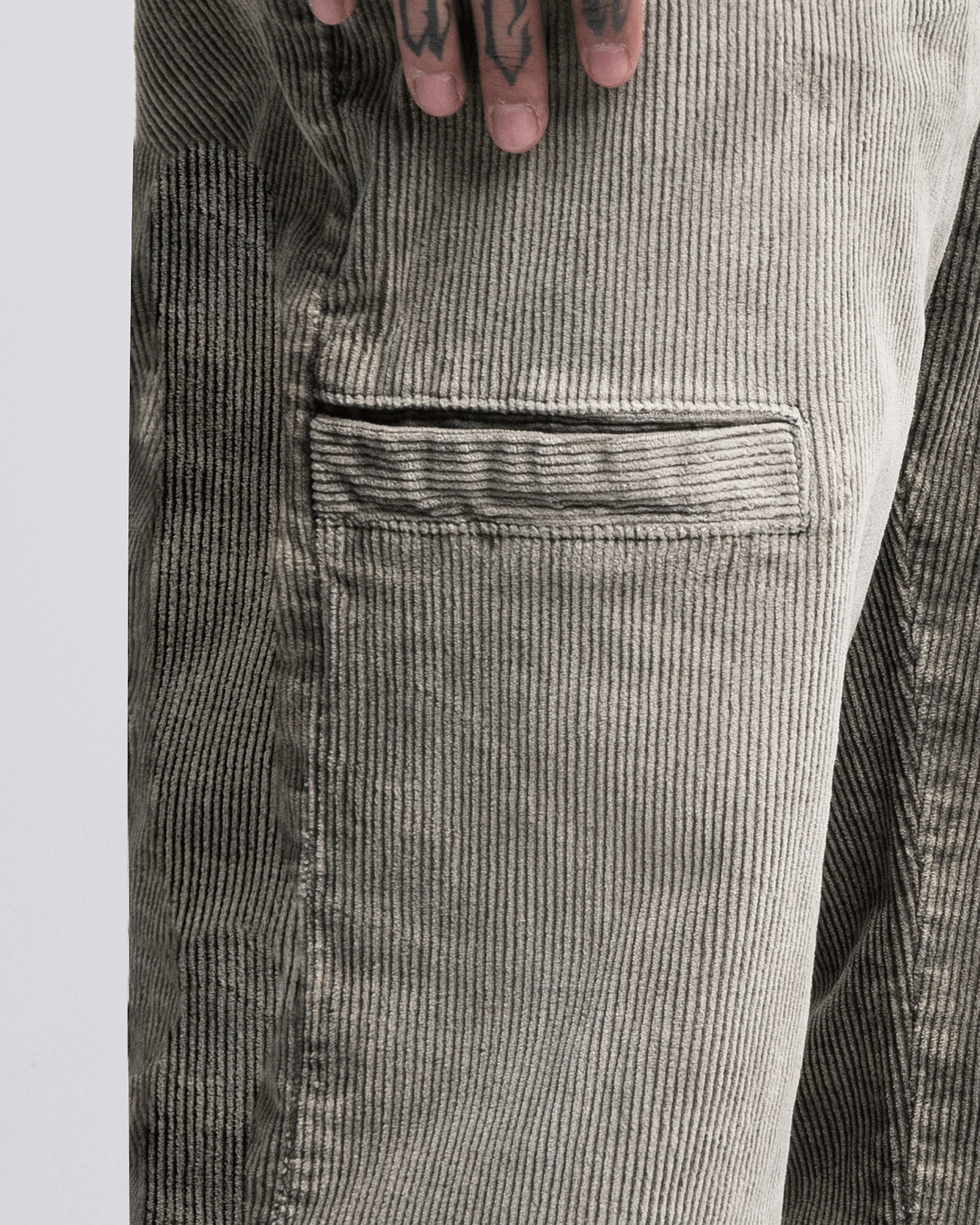 Pantalón Corduroy Acidwash Verde - Image 10