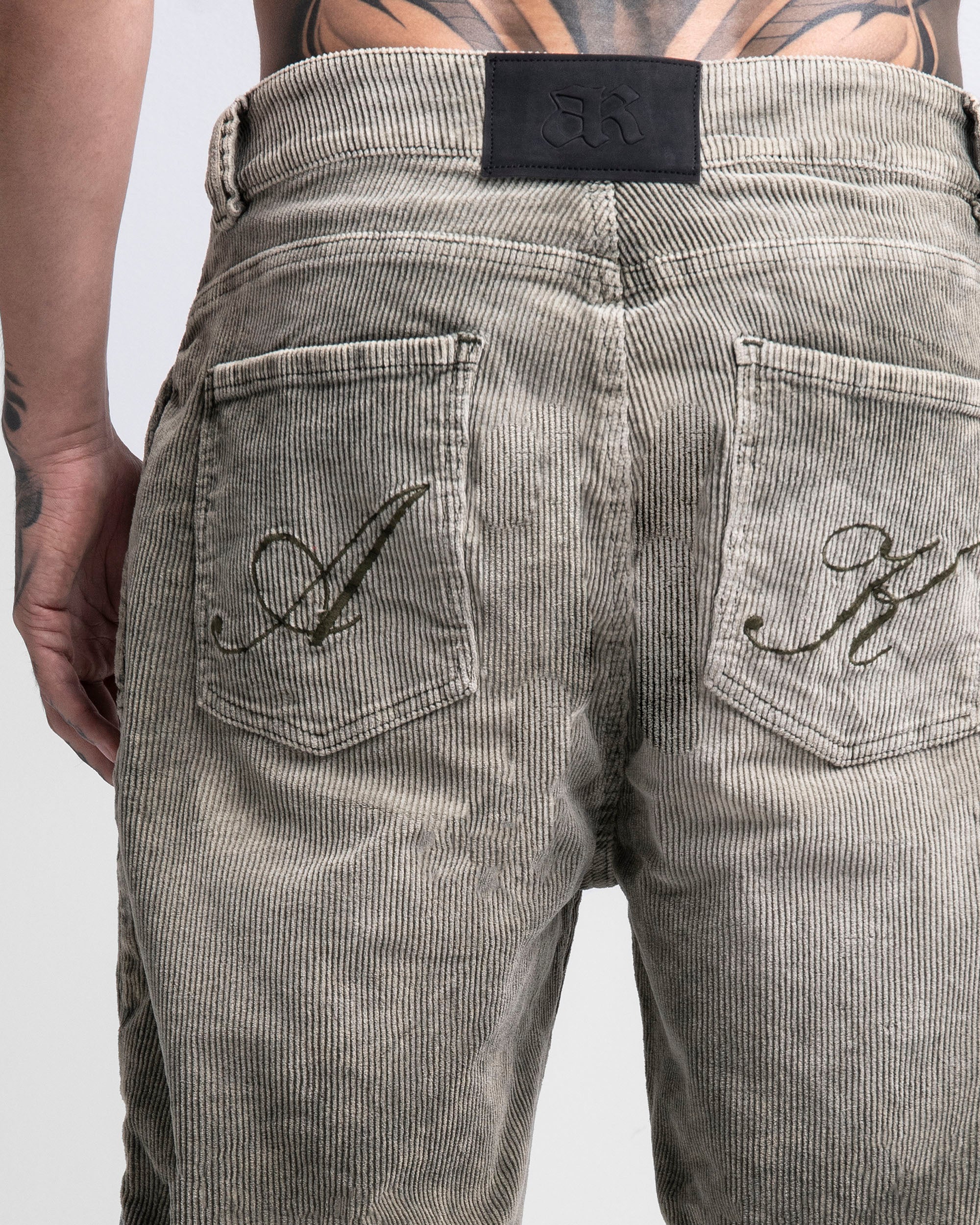 Pantalón Corduroy Acidwash Verde - Image 7