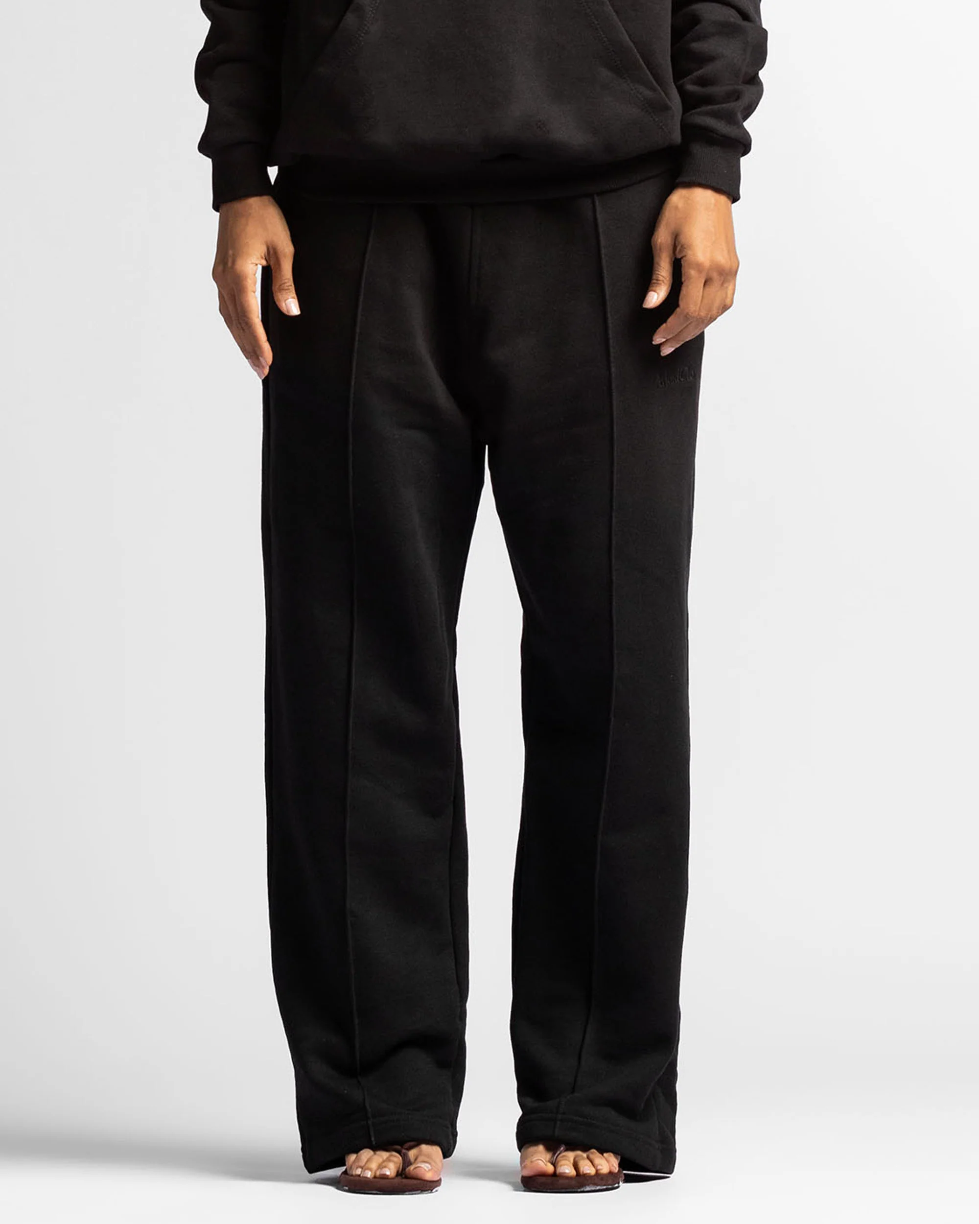 Pintuck Pant Negro Bordado - Unisex