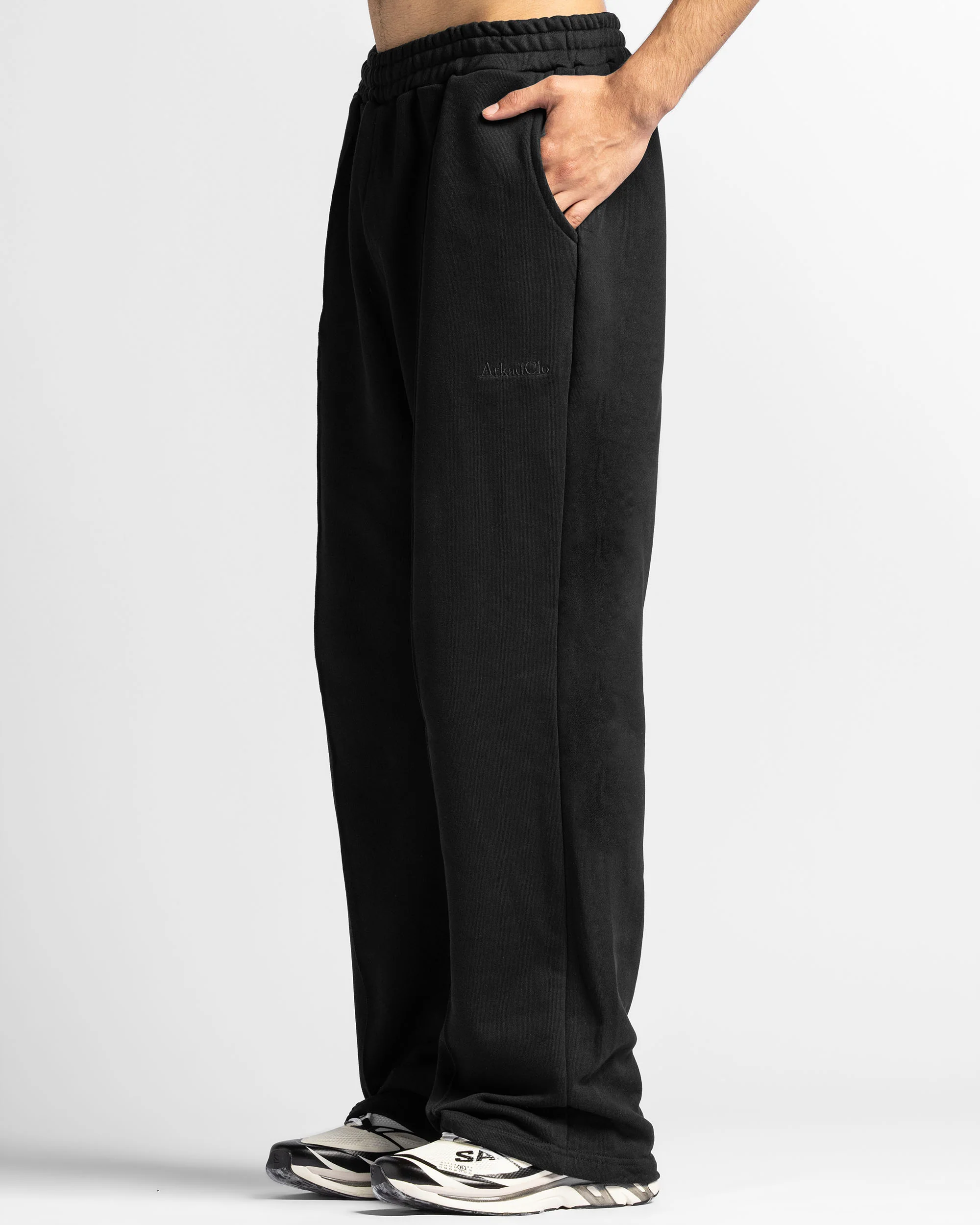 Pintuck Pant Negro Bordado