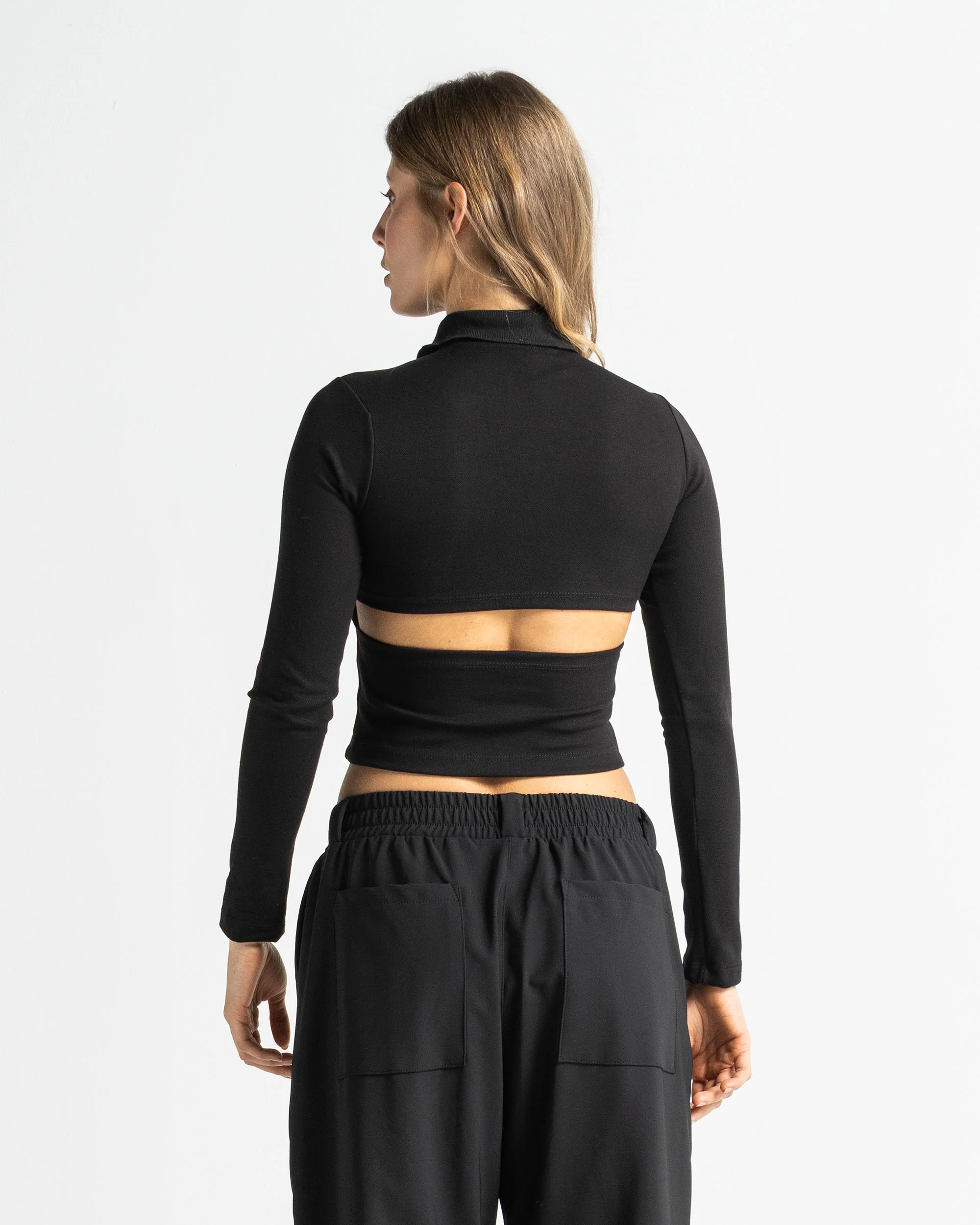 Sweater Polo Cut-Out - Image 3