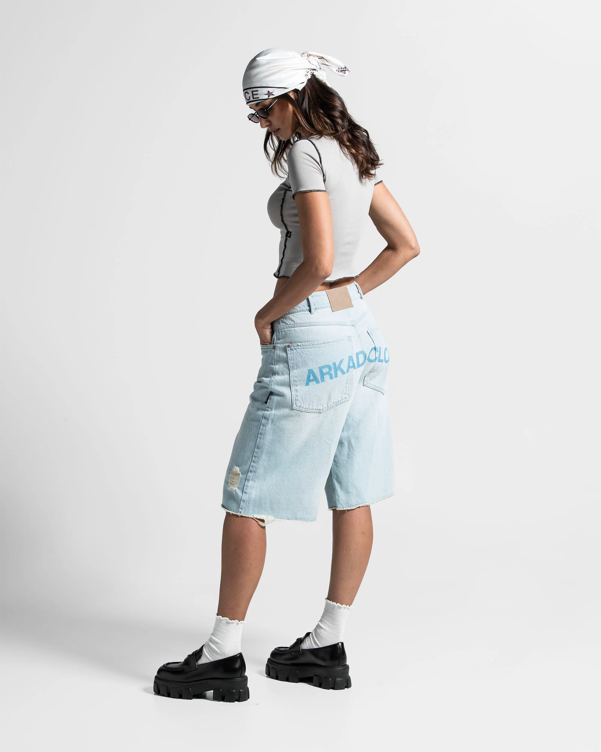 Printed Jort Dirty Oversize Mujer - Image 9