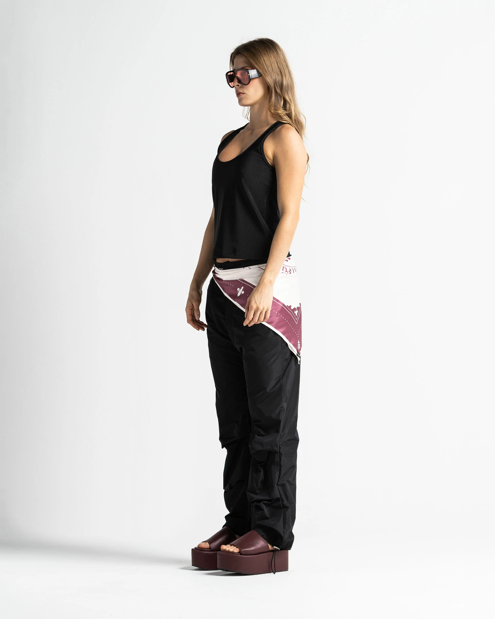 Tank Mujer Negra FF Arkad - Image 8