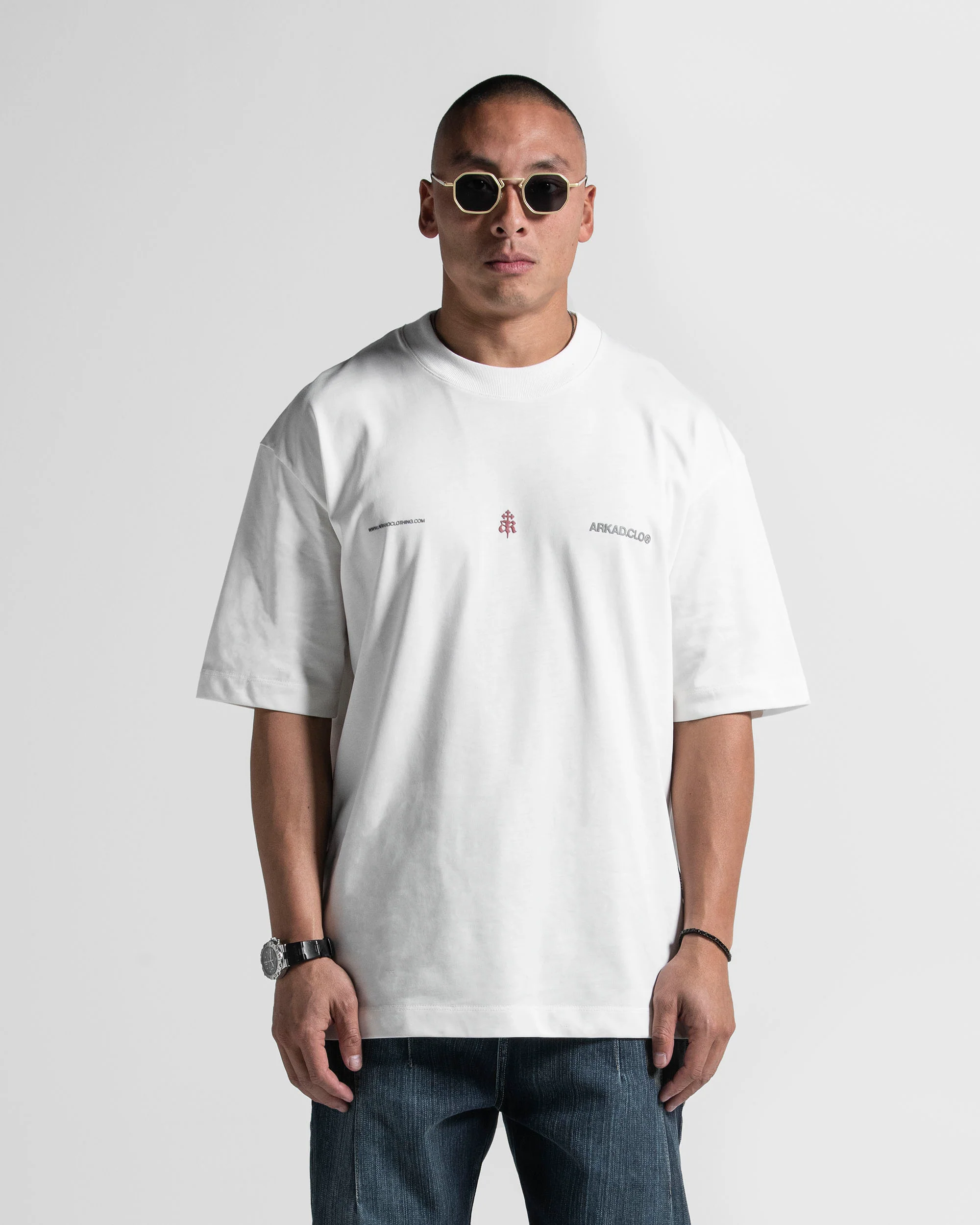 Tshirt Oversize Blanca AK Rojo - Image 2