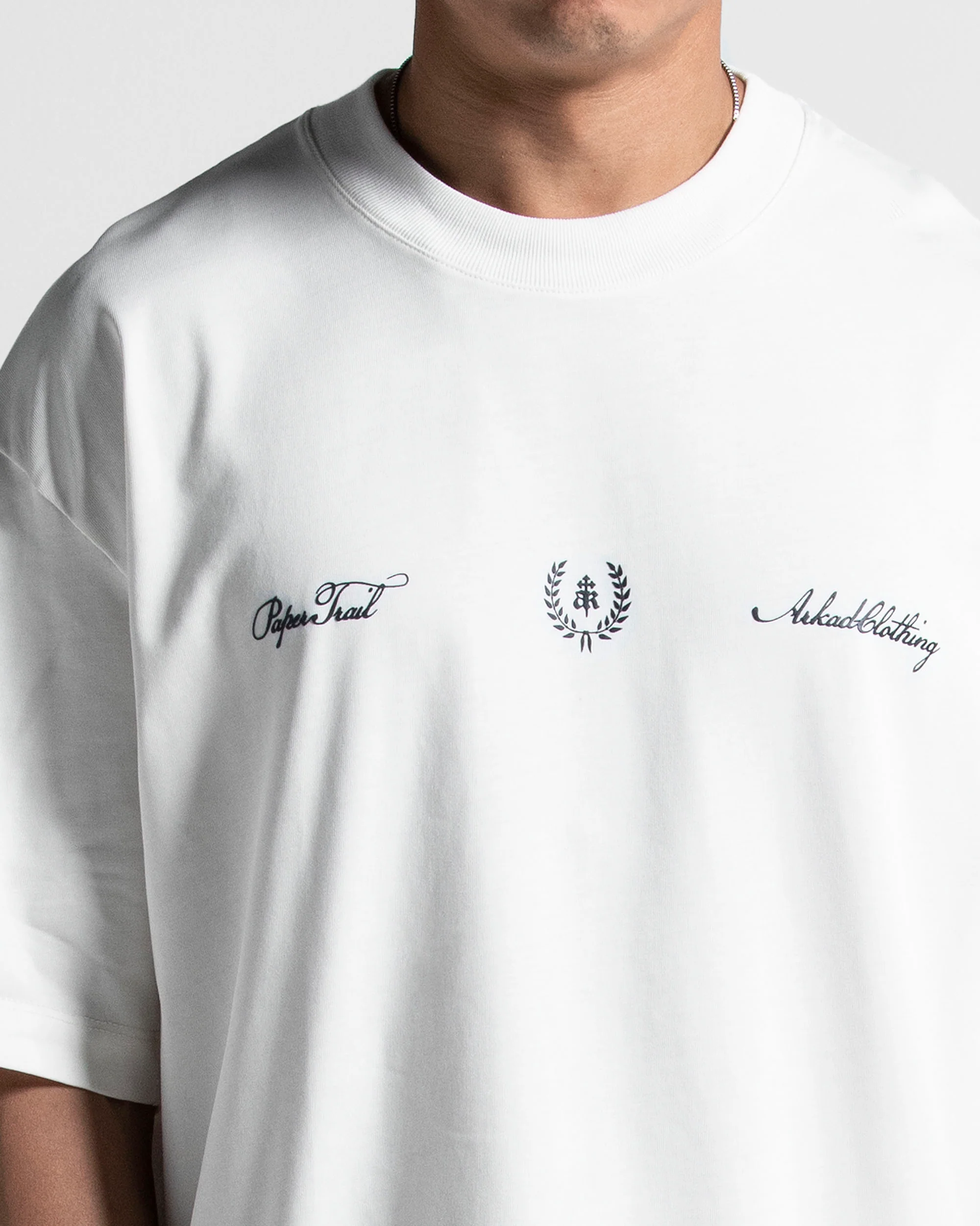 Tshirt Oversize Blanca Texto Azul - Image 5