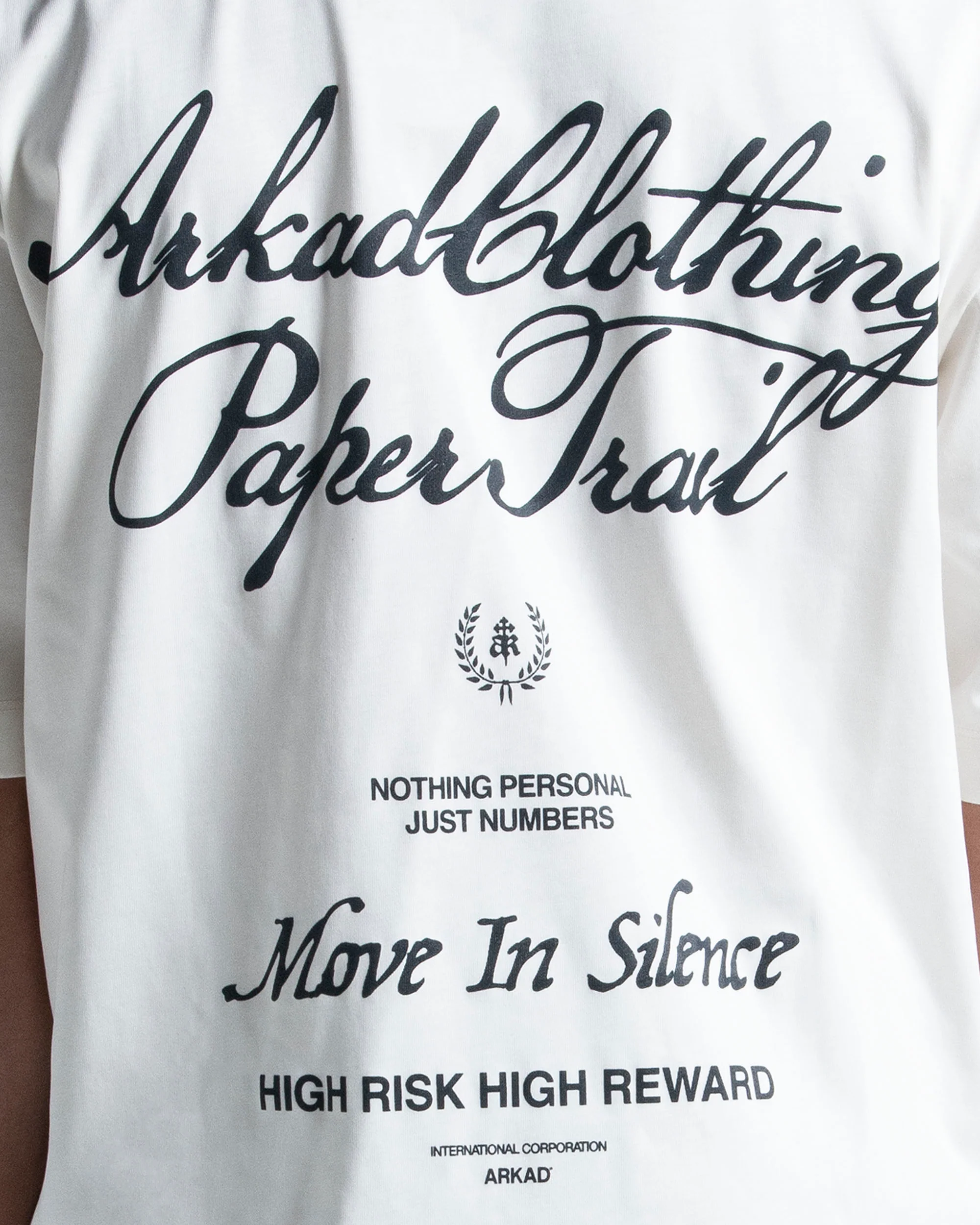 Tshirt Oversize Blanca Texto Azul - Image 6