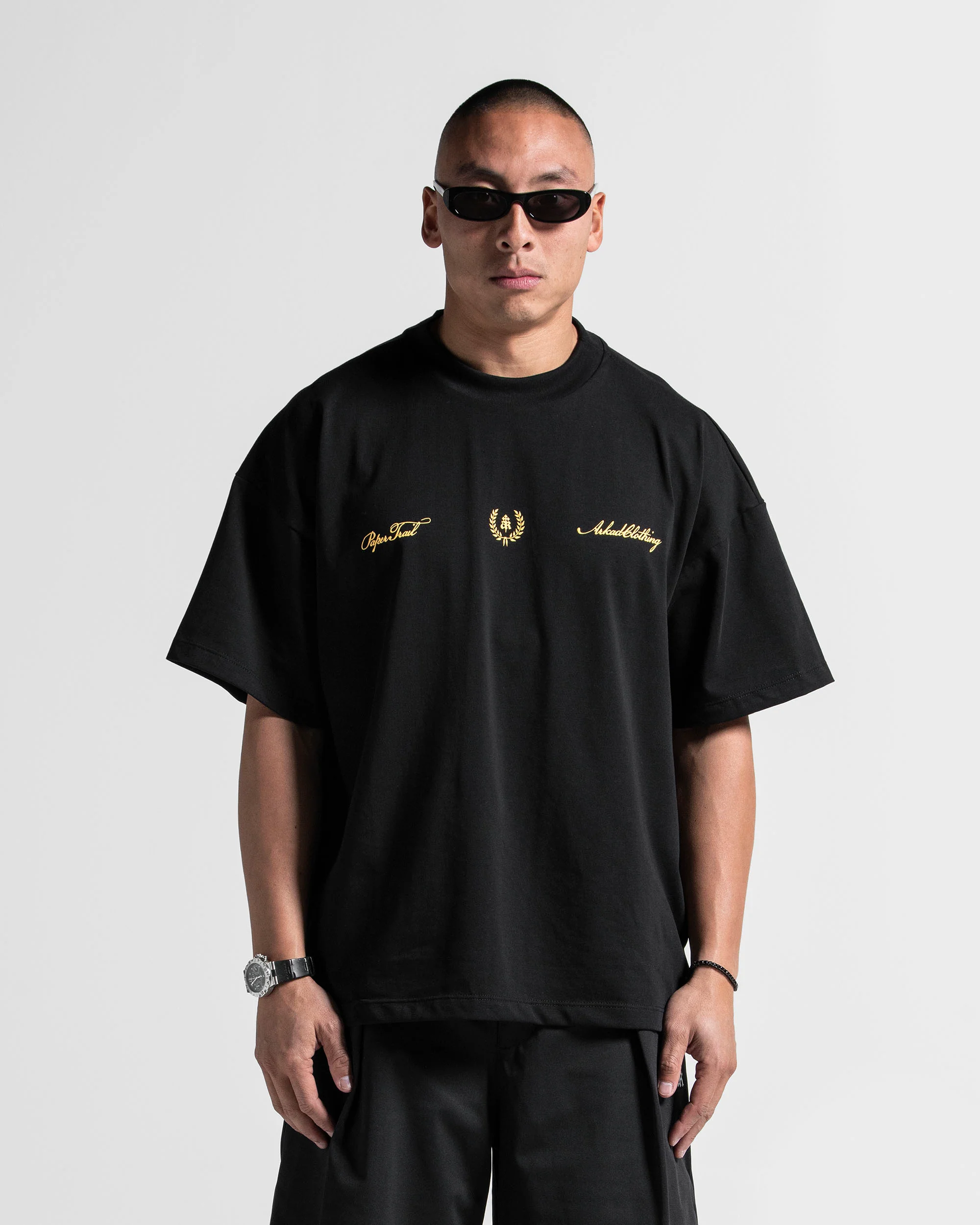Tshirt Oversize Negra Paper Trail - Image 2