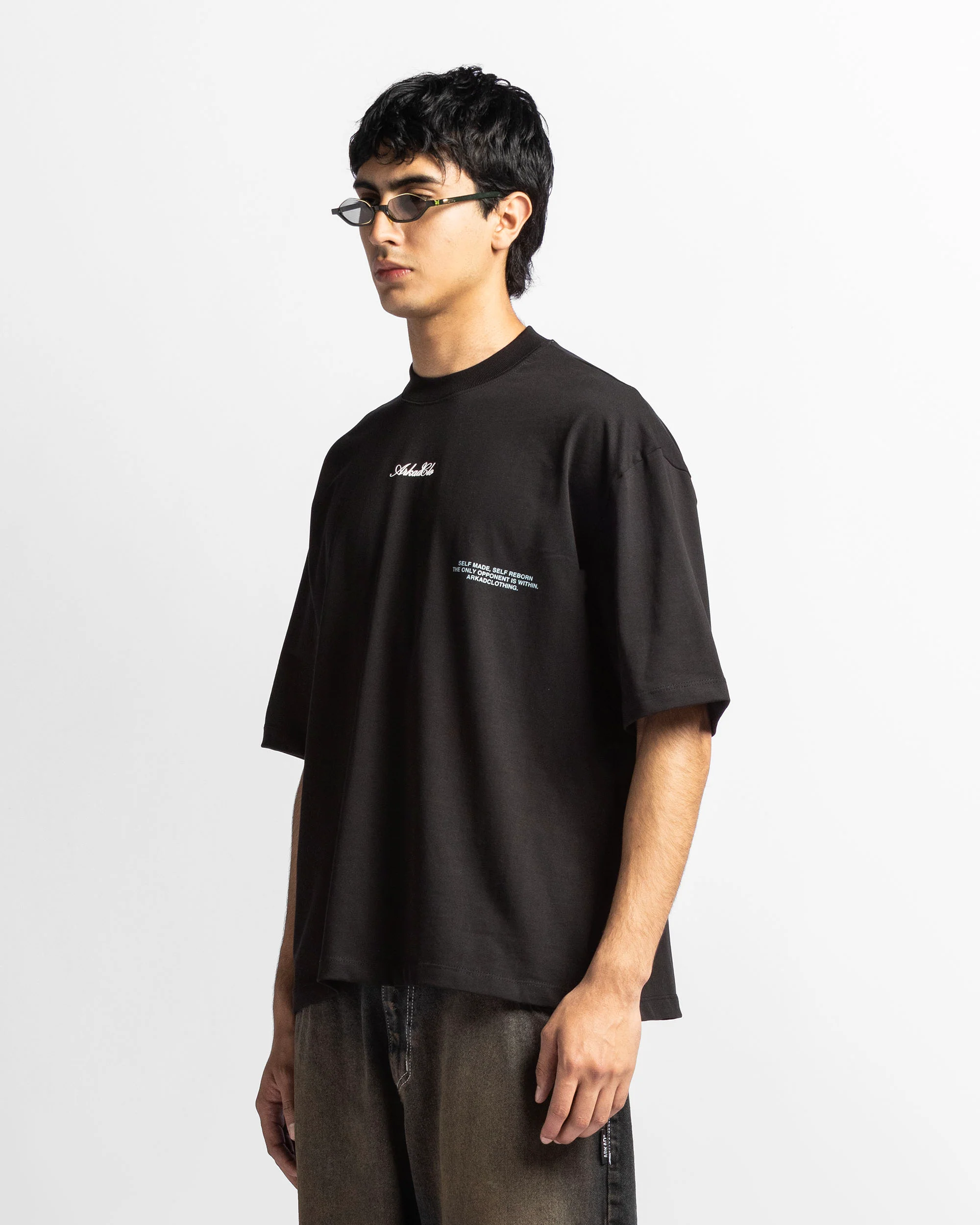 Tshirt Oversize Negra Trophy - Image 4