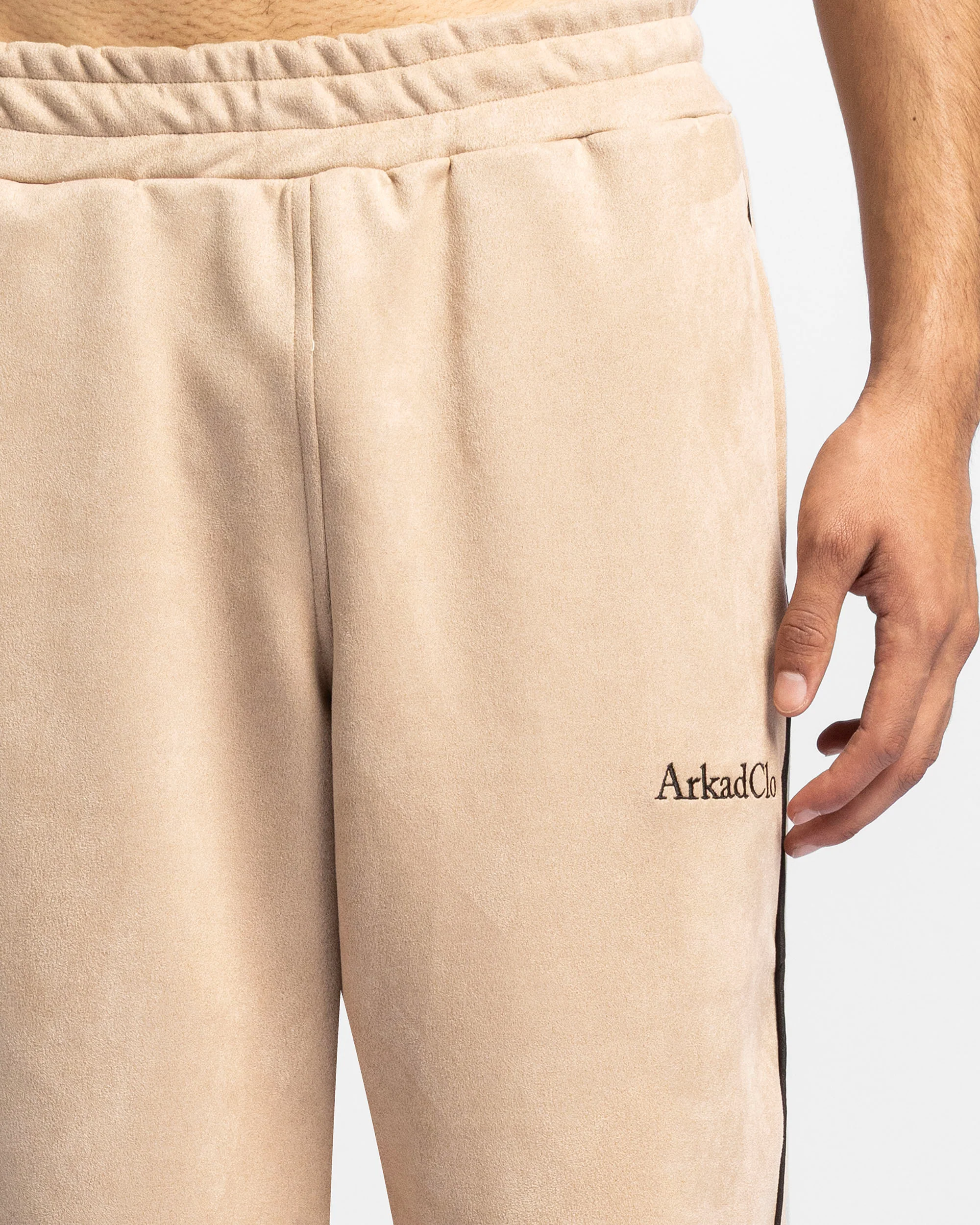Velvet Trackpant Caqui - Image 6