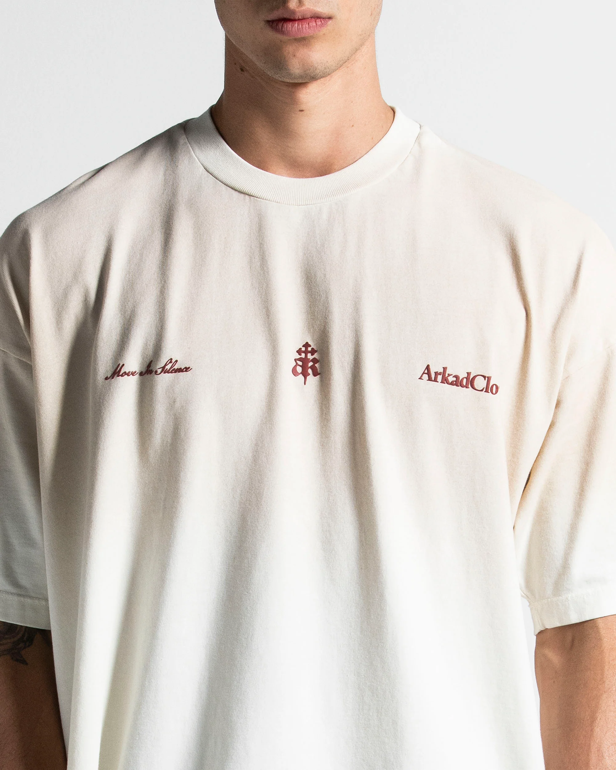 Washed Tshirt Oversize Beige Logo Rojo - Image 4