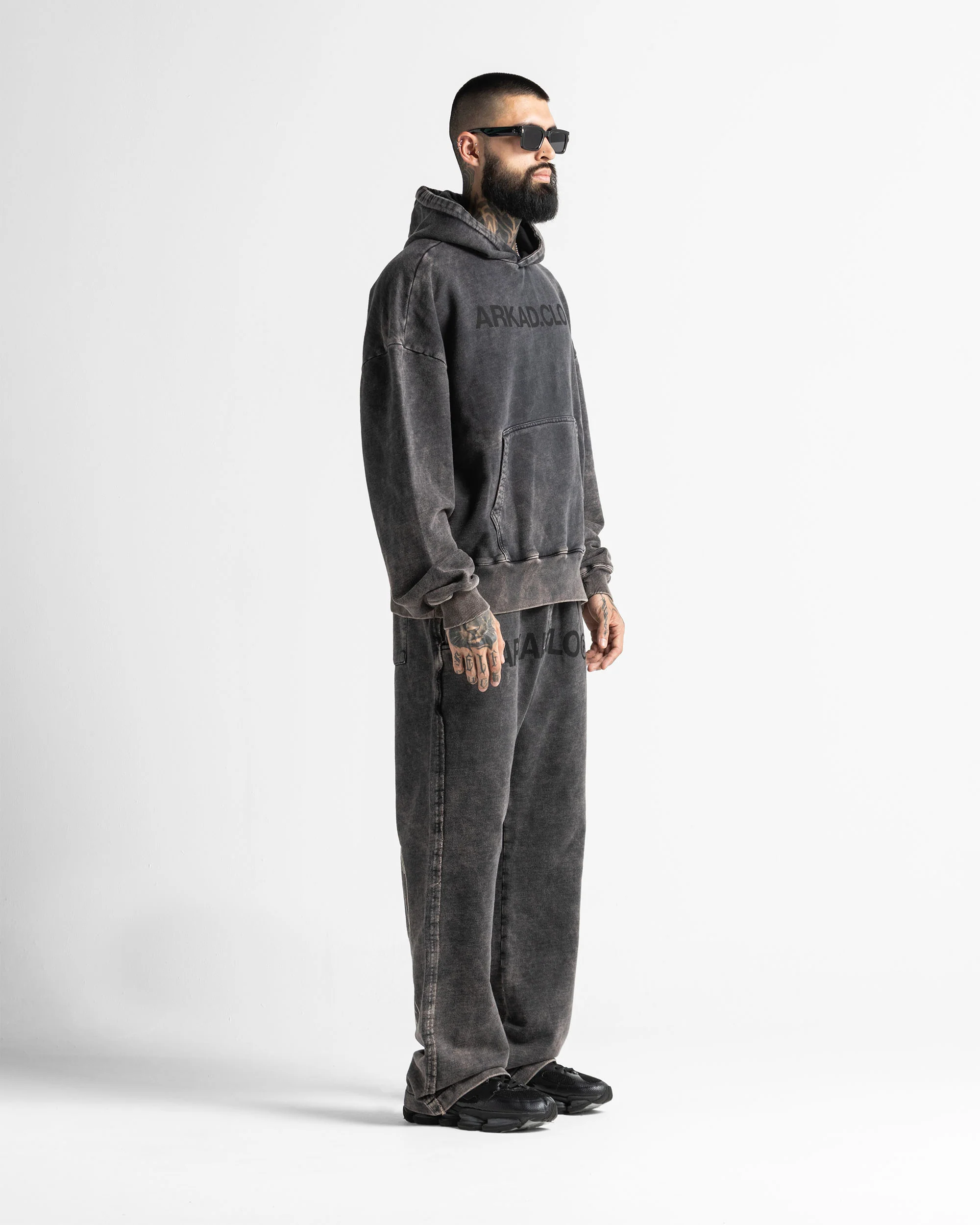 Washed Hoodie Family Negro - Image 9