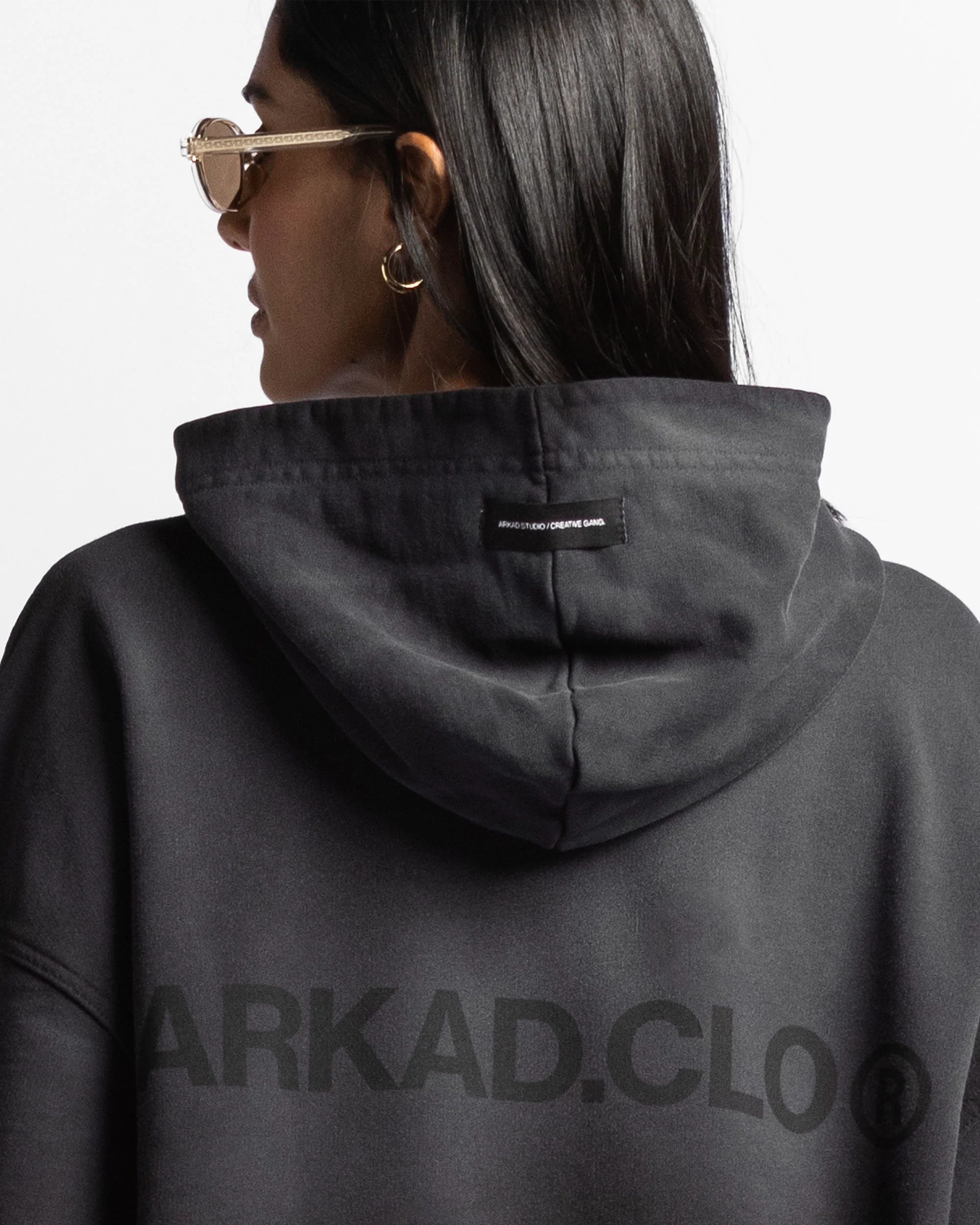 Washed Hoodie Negro Remaches - Unisex - Image 9