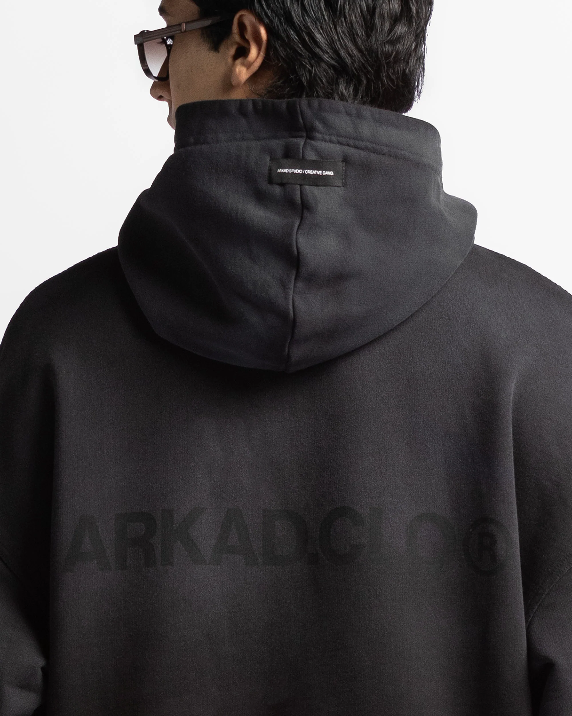 Washed Hoodie Negro Remaches - Image 7