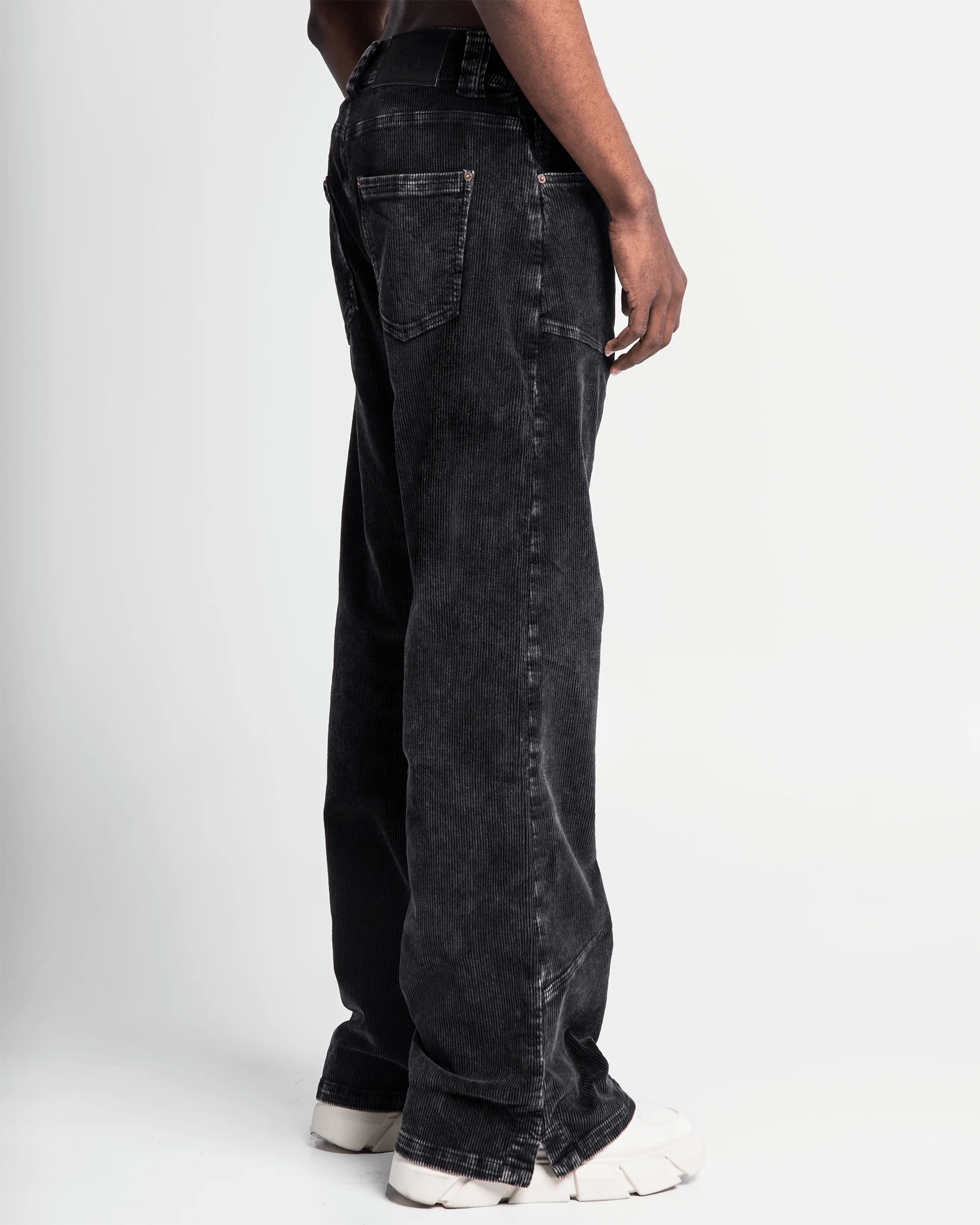 Washed Pant Corduroy Pinzas Negro - Image 4