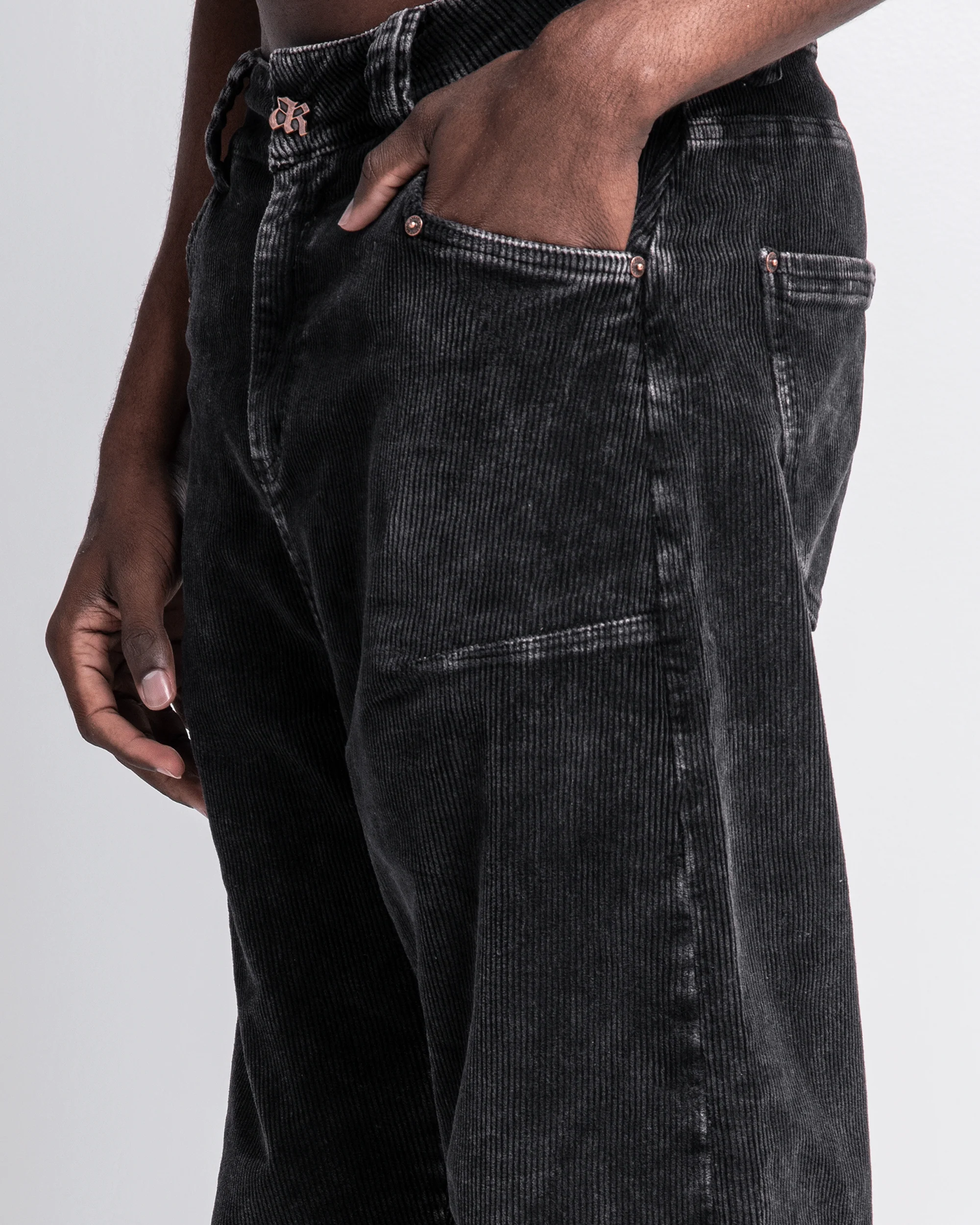 Washed Pant Corduroy Pinzas Negro - Image 8