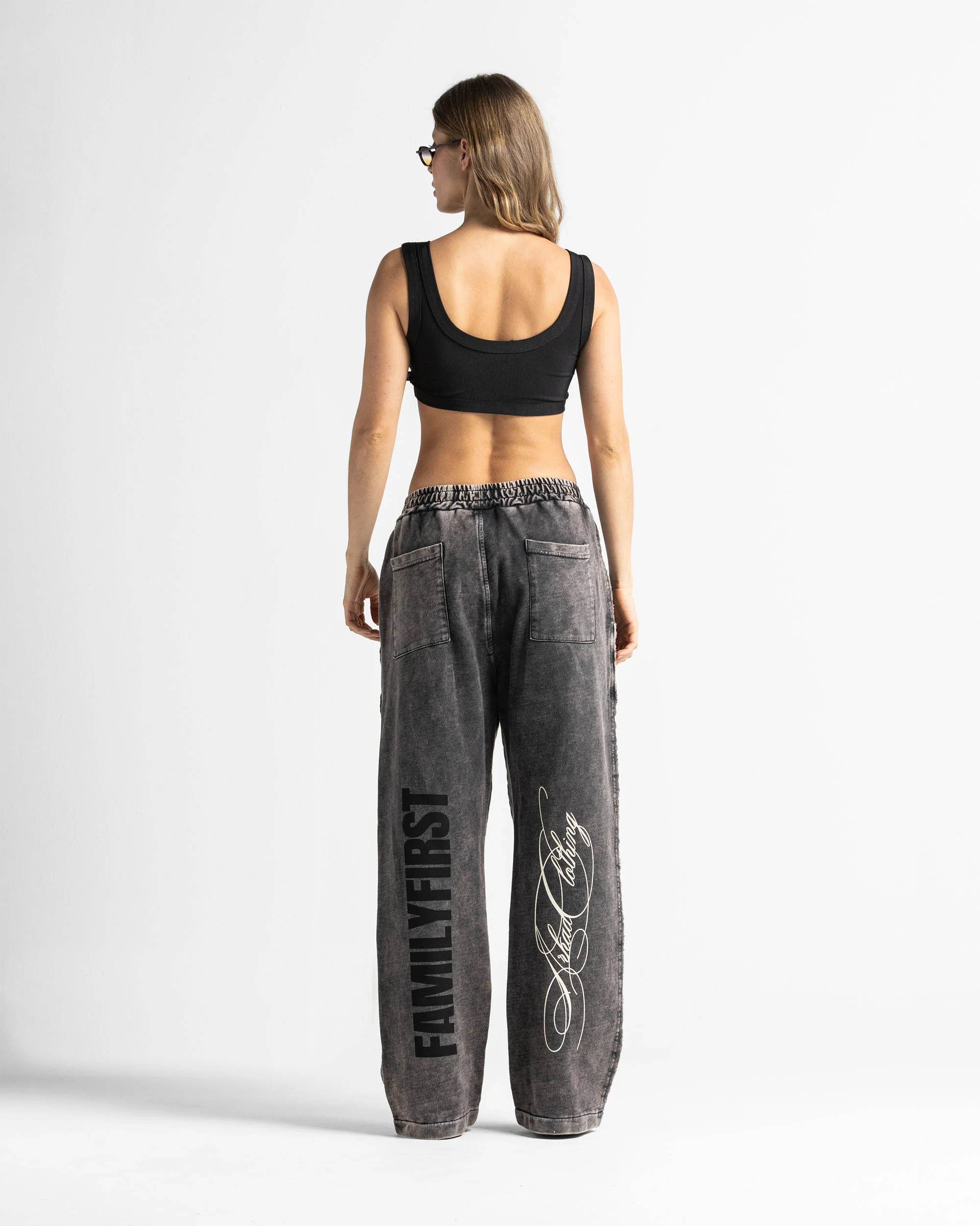 Washed Sweatpant Family Negra - Unisex - Image 5