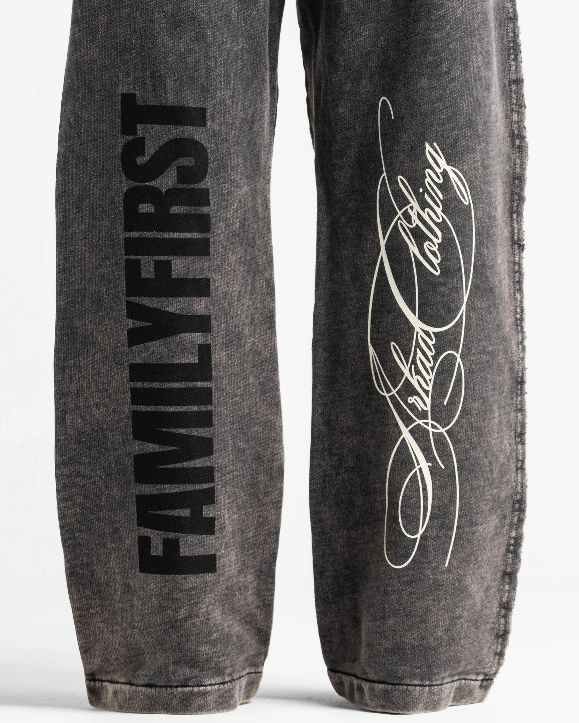 Washed Sweatpant Family Negra - Unisex - Image 7